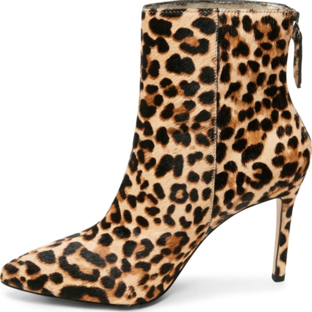NIB Steven Madden Carey Genuine Calf Hair Bootie